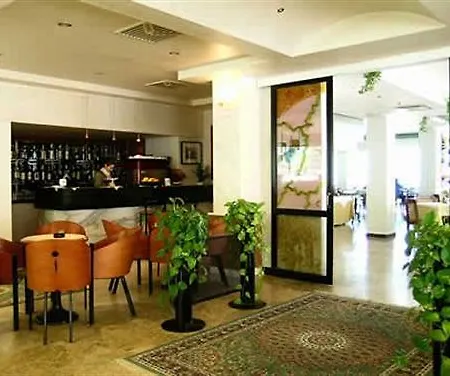 Artide Hotel 3*