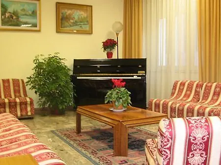 Riviera Hotel Rimini