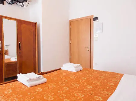 Hotel Ronconi *