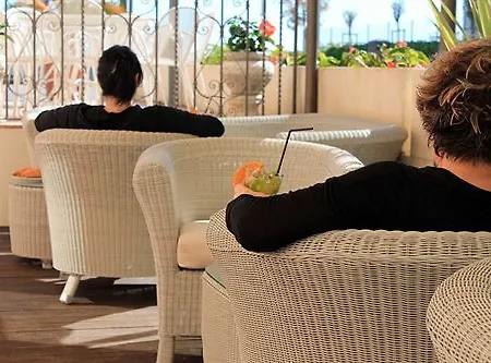Hotel Aurora 3*