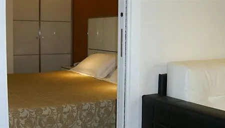 Hotell Atmosphere 4*