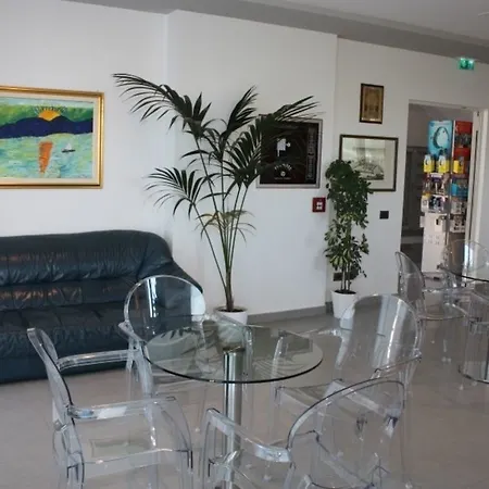 Aparthotel Albachiara