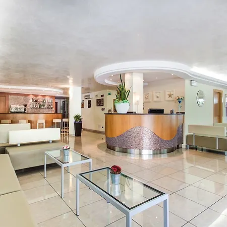 Du Hotel