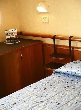 Hotel Houston 3*