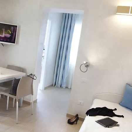 Marina Beach Suite Hotel
