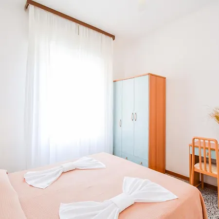 Leonarda Hotel