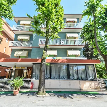 Hotel Leonarda 2*