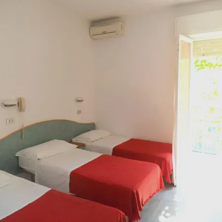 Hotel Luna Rossa 3*