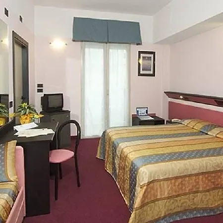 Levante Hotel 4*