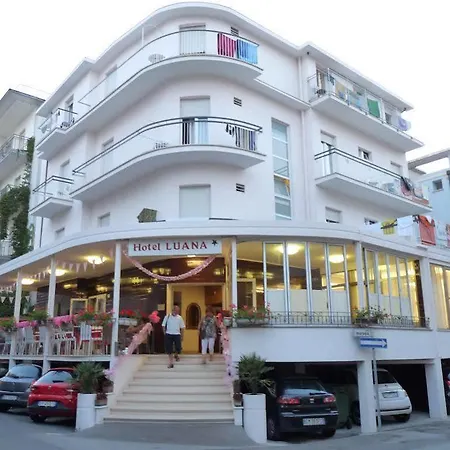 Luana Hotel