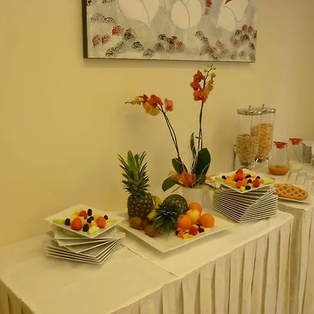 Marina Bay Hotel 3*