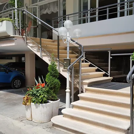 Hotel Saponi 3*