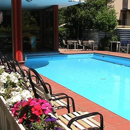 Hotel Universo
