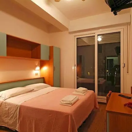 Hotel Alpen
