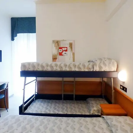 Hotel Sunset 4*