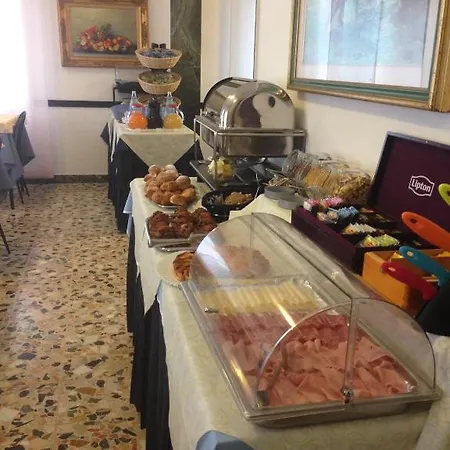 Arlesiana Hotel 2*