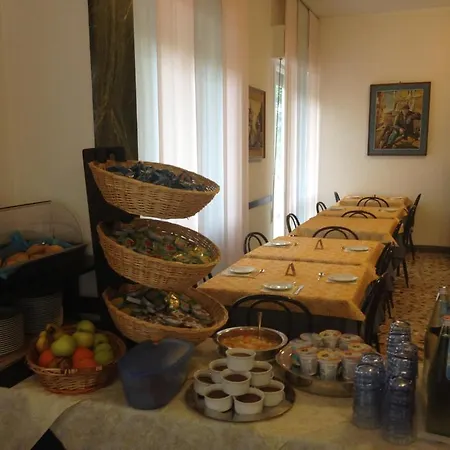 Arlesiana Hotel