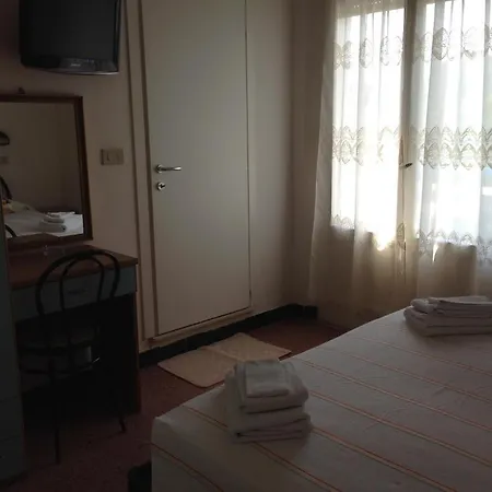 Arlesiana Hotel