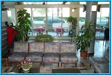 Sacramora Hotel