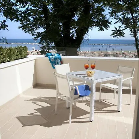 Hotel Marina Beach Suite Hotel 3*