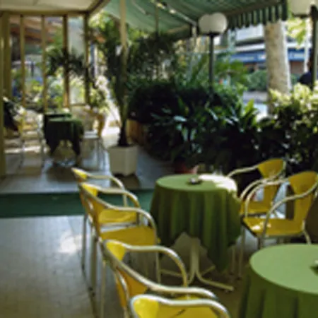 Hotel Leda 2*