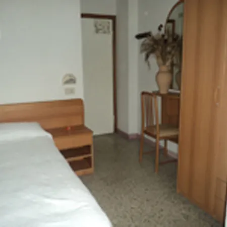 Hotel Leda 2*