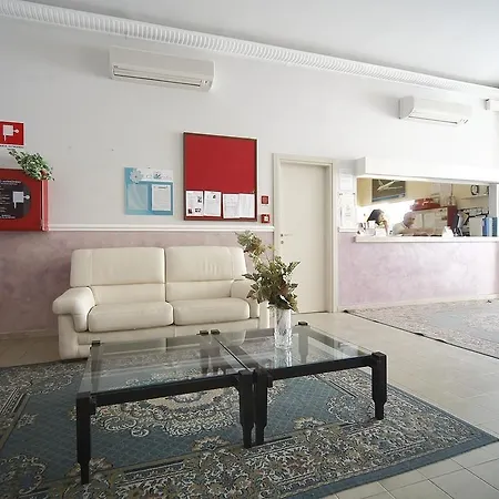 Hotel Telstar 3*
