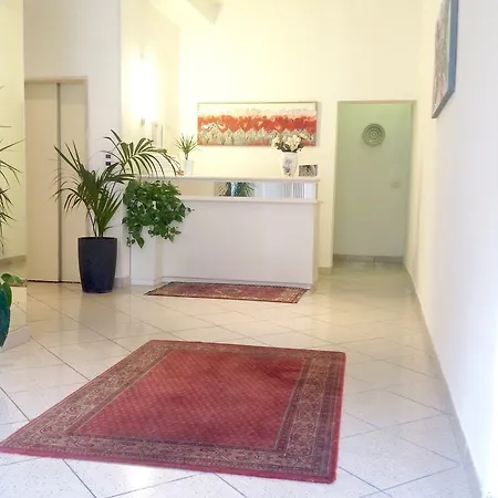 Aparthotel Ofelia 3*