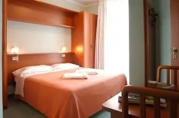 Blue Moon 3* Римини