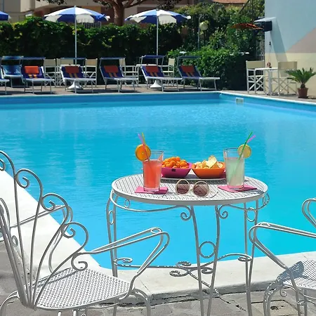 Hotel Oceanic 3*