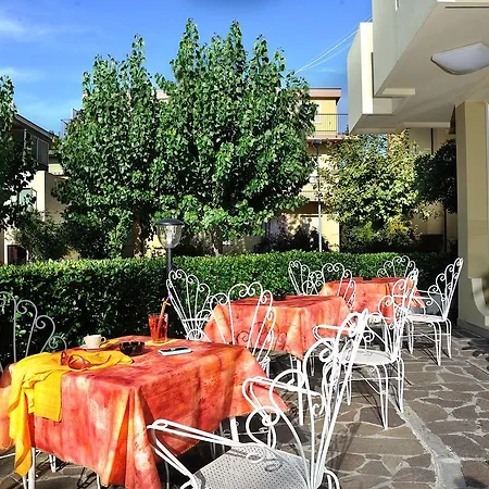 Hotel Oceanic 3*