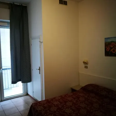 Riviera 3*