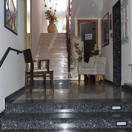 Hotel Santini 3*