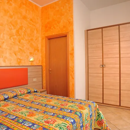Aparthotel Alma 3*