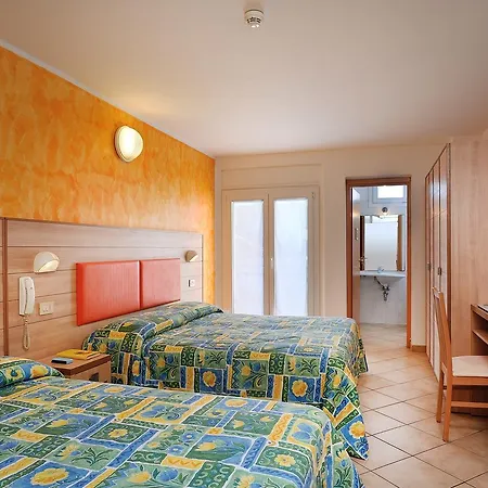 Aparthotel Alma 3*