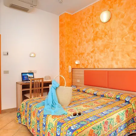 Alma Aparthotel