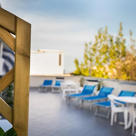 Caraibi Hotel 3*