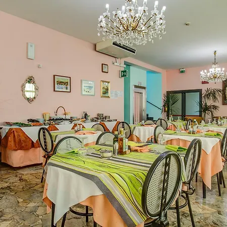 Hotel Diamante 5 Minuti Dalla Fiera Di 3*
