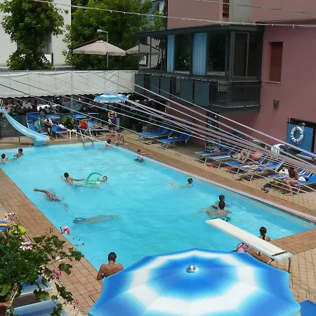 2000 Hotel Rimini