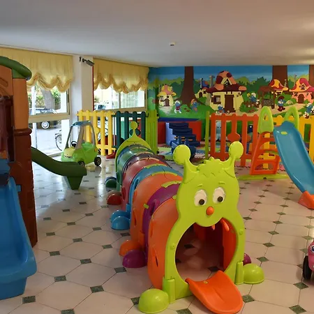 Hotel Jumbo 3*