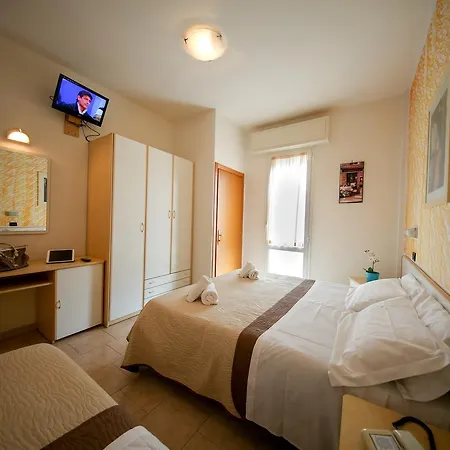 Hotel Petrarca 3*