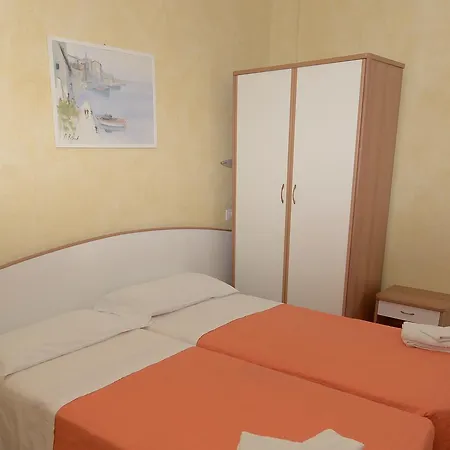 Hotel Naica Marebello