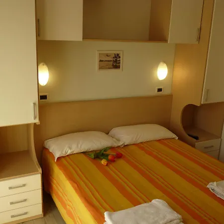 Haarlem 2* Римини