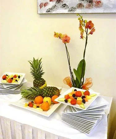 Marina Bay Hotel 3*