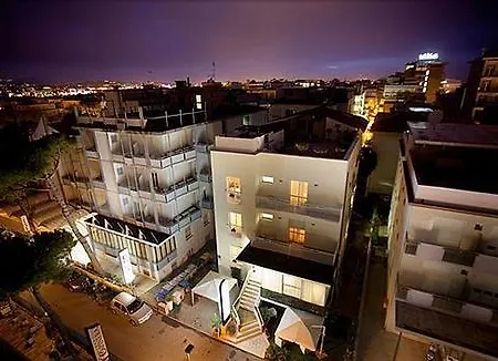 Marina Bay Hotel 3*