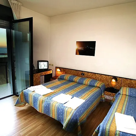 Hotel Avila In 3*