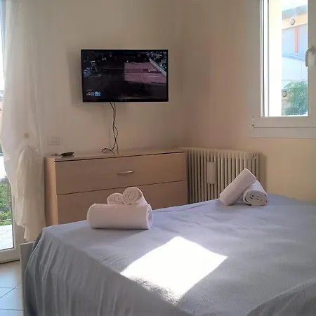 Uno Studio&suites 2*