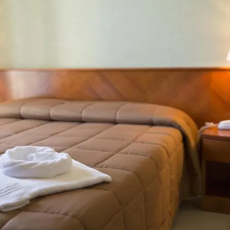 Remin Plaza Hotel