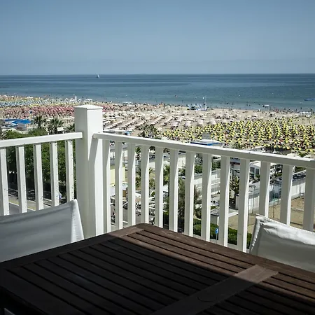 Le Rose Hotel 4*