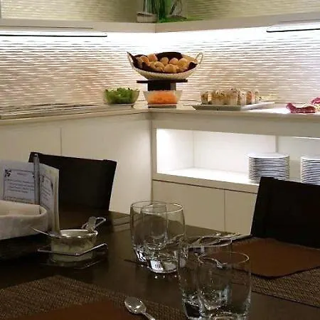 Hotel Ombretta Mare
